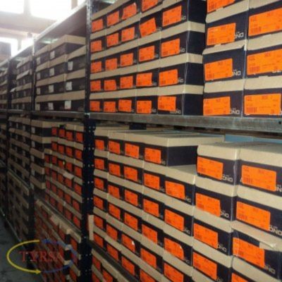 Anaqueles Metálicos para Comercio Electrónico