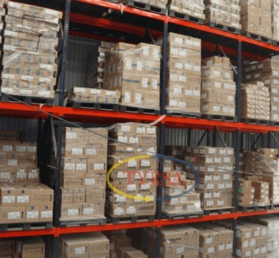 Estantes Metálicos para Almacenes